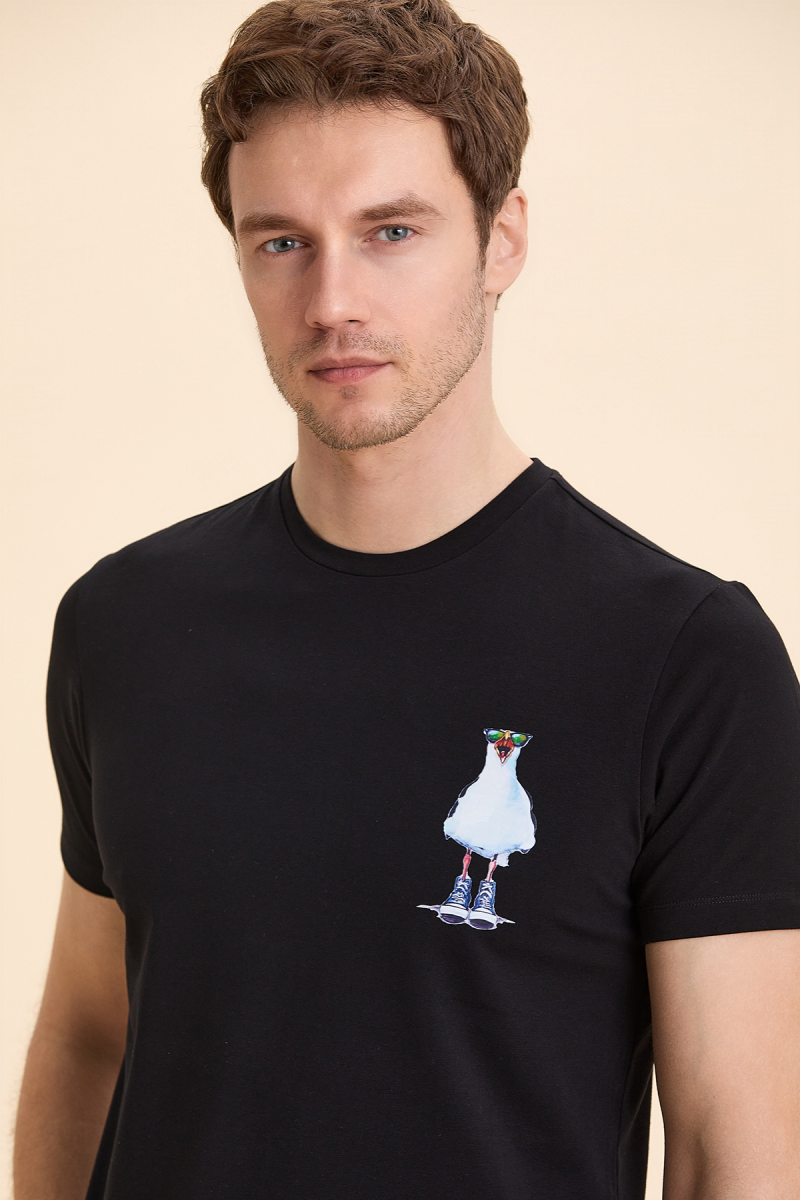 Siyah Pamuklu Martı Baskılı Tişört