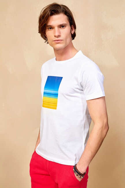 Beyaz Baskılı Tişört 