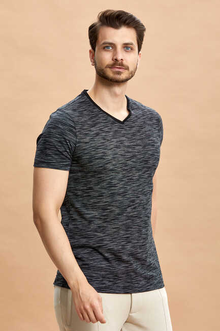 Black Patterned V-Neck T-Shirt Black