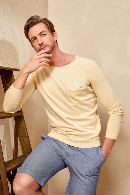 SMILE - VINCENT ROUND NECK KNITWEAR - YELLOW