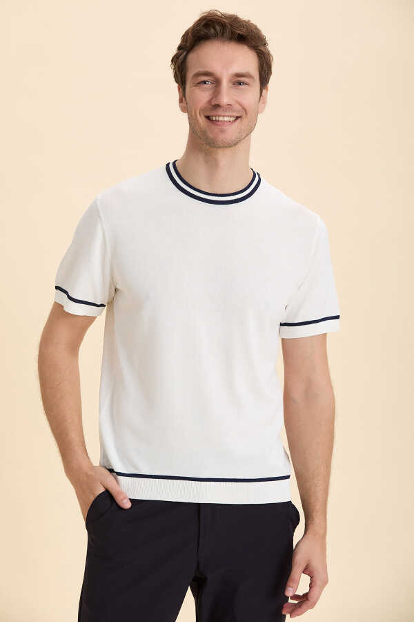 Off-White Crew Neck Sweater